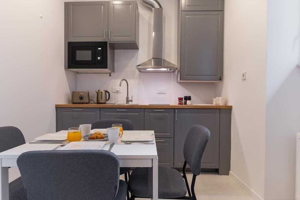 Official 4* Brand New Modern Apartment/Balcony Загреб Екстериор снимка